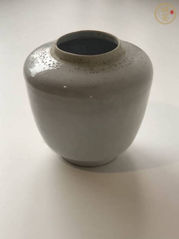 古玩陶瓷白釉罐真品鑒賞圖