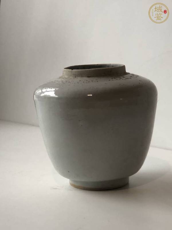 古玩陶瓷白釉罐真品鑒賞圖