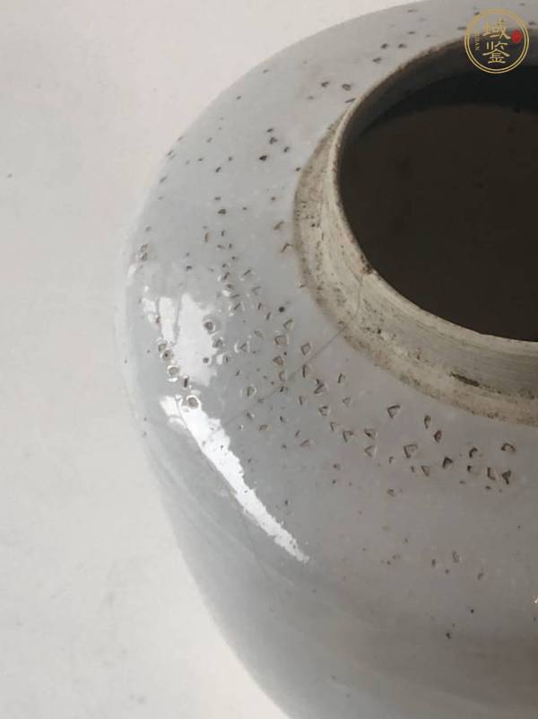古玩陶瓷白釉罐真品鑒賞圖