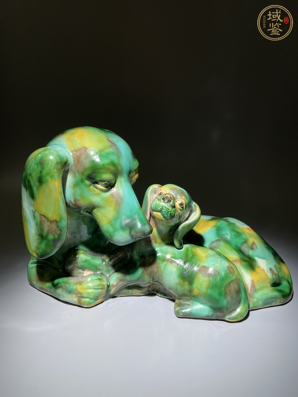 古玩陶瓷虎皮綠釉瓷像狗真品鑒賞圖