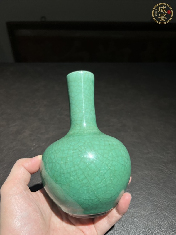 古玩陶瓷魚籽綠釉天球瓶真品鑒賞圖
