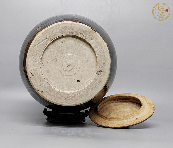 古玩陶瓷窯變黑釉蓋罐真品鑒賞圖