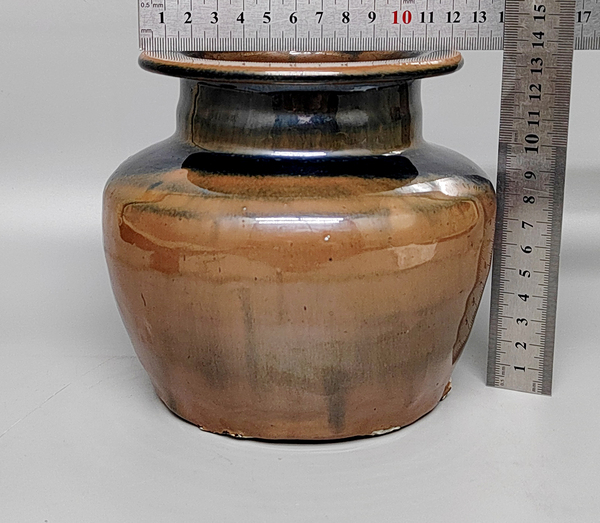 古玩陶瓷精美的明代窯變雙層釉高領罐拍賣,當前價格0元