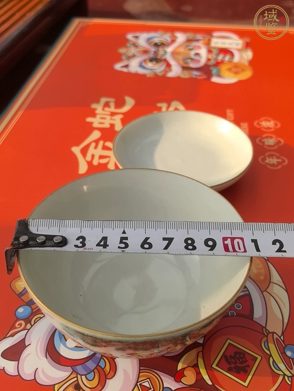 古玩陶瓷百子鬧春蓋碗真品鑒賞圖