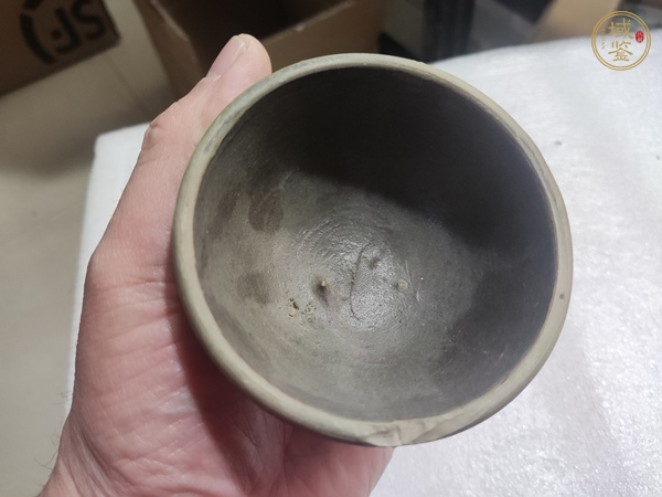 古玩陶瓷褐釉茶碗真品鑒賞圖