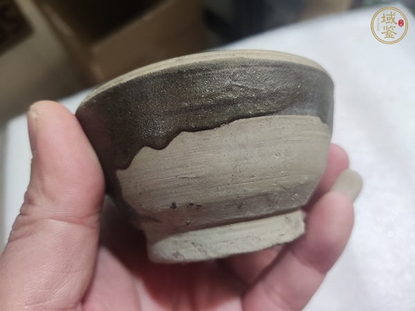 古玩陶瓷褐釉茶碗真品鑒賞圖