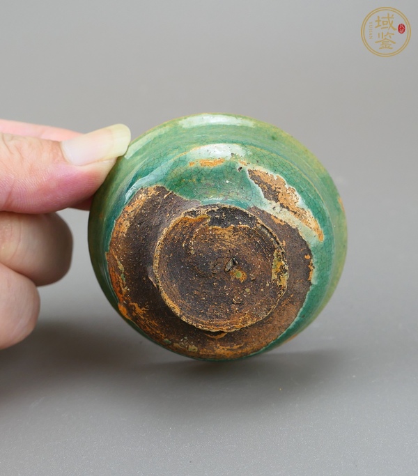 古玩陶瓷綠釉杯真品鑒賞圖