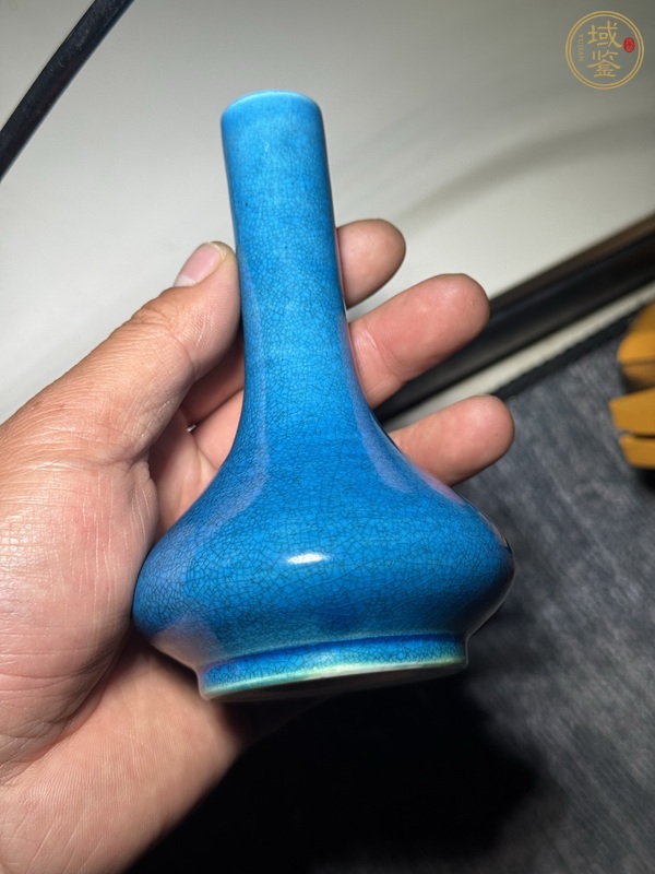 古玩陶瓷孔雀藍釉荸薺瓶真品鑒賞圖