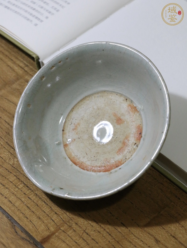古玩陶瓷龍泉粉青釉撇口碗真品鑒賞圖
