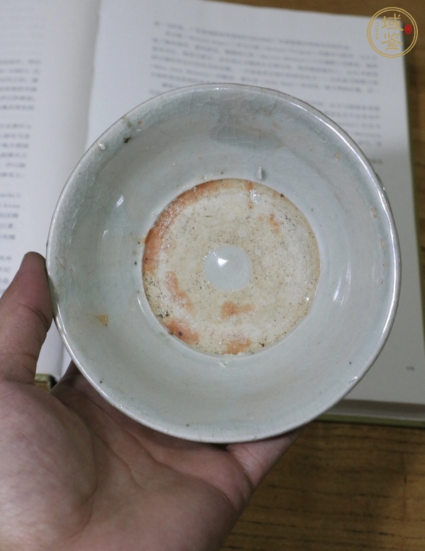 古玩陶瓷龍泉粉青釉撇口碗真品鑒賞圖