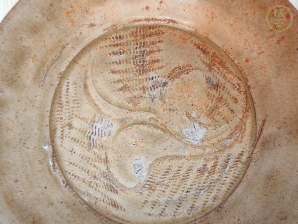 古玩陶瓷青釉刻花蓖點紋盤真品鑒賞圖