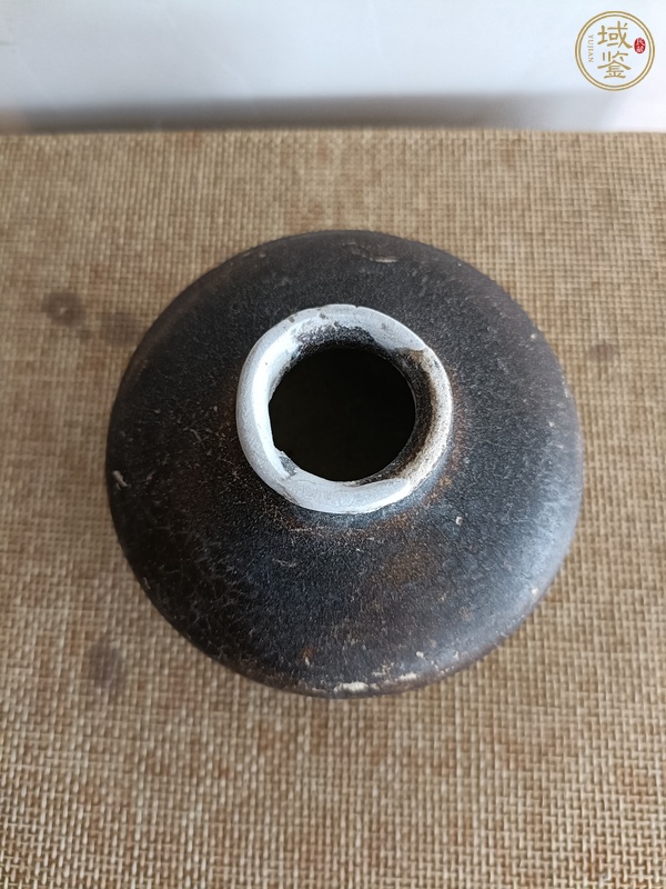 古玩陶瓷吉州窯褐釉水盂真品鑒賞圖