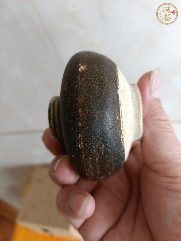 古玩陶瓷吉州窯褐釉水盂真品鑒賞圖
