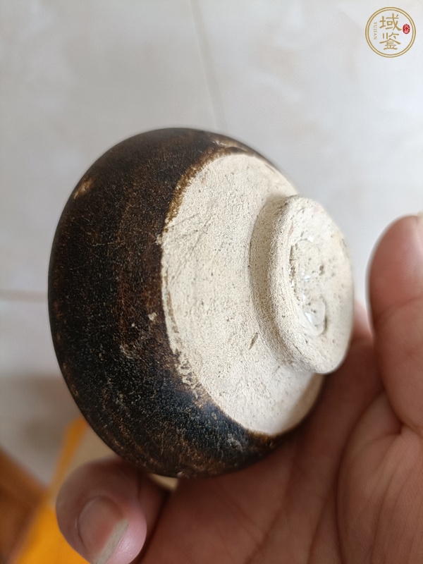 古玩陶瓷吉州窯褐釉水盂真品鑒賞圖