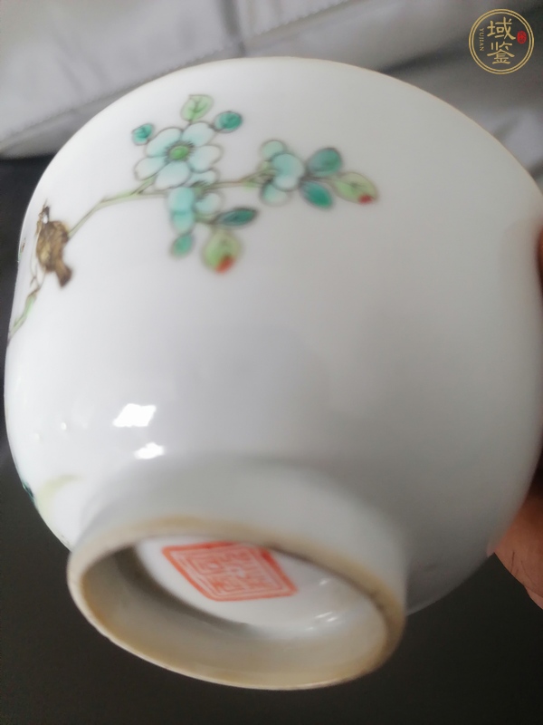 古玩陶瓷花鳥紋粉彩杯真品鑒賞圖