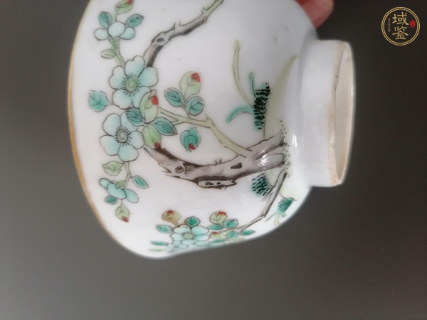 古玩陶瓷花鳥紋粉彩杯真品鑒賞圖