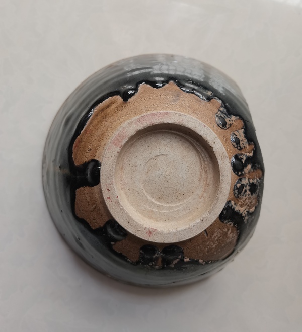 古玩陶瓷磁州窯鐵銹紅條紋碗拍賣(mài)，當(dāng)前價(jià)格0元