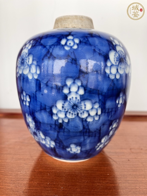 古玩青花留白冰梅紋罐真品鑒賞圖
