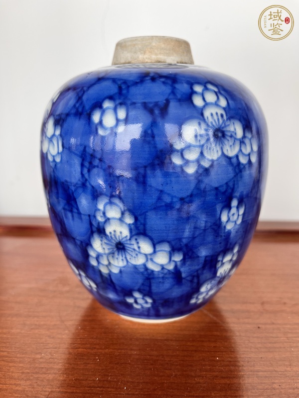 古玩陶瓷青花留白冰梅紋罐真品鑒賞圖