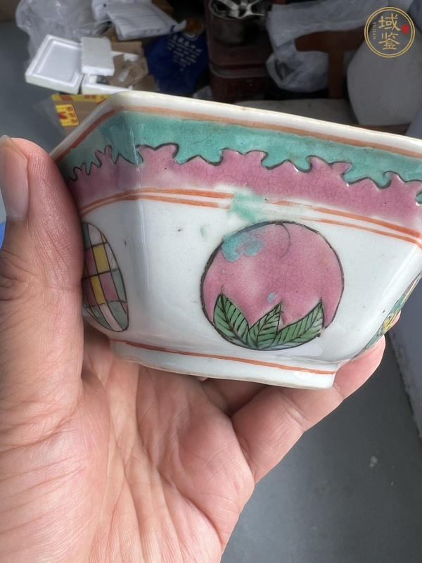 古玩陶瓷粉彩皮球花紋六方貢碗真品鑒賞圖