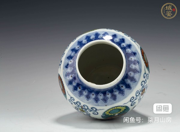 古玩陶瓷斗彩蓋罐真品鑒賞圖