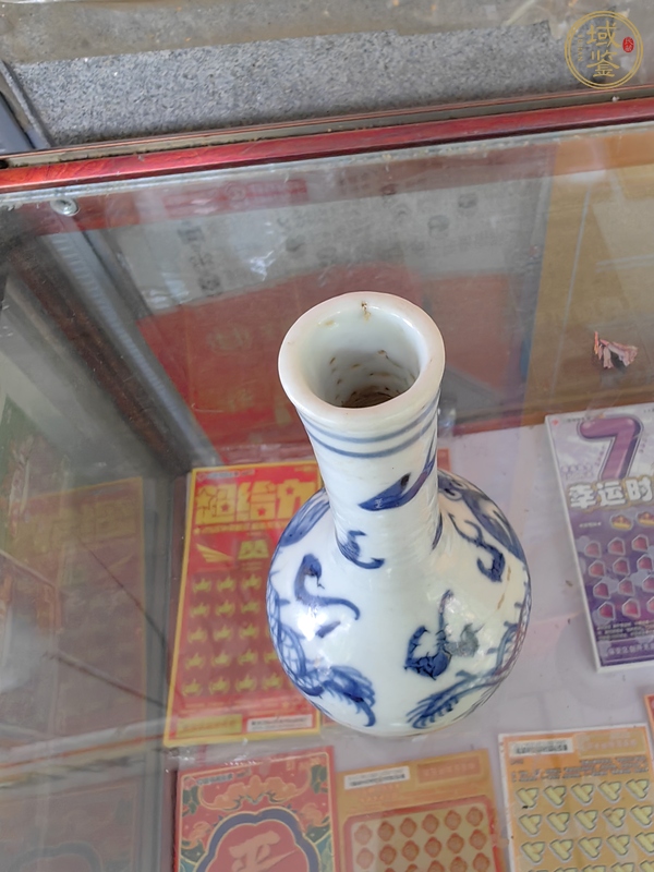 古玩陶瓷青花龍紋長(zhǎng)頸瓶真品鑒賞圖