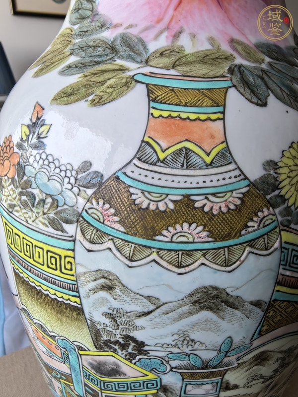 古玩陶瓷博古圖撇口瓶真品鑒賞圖