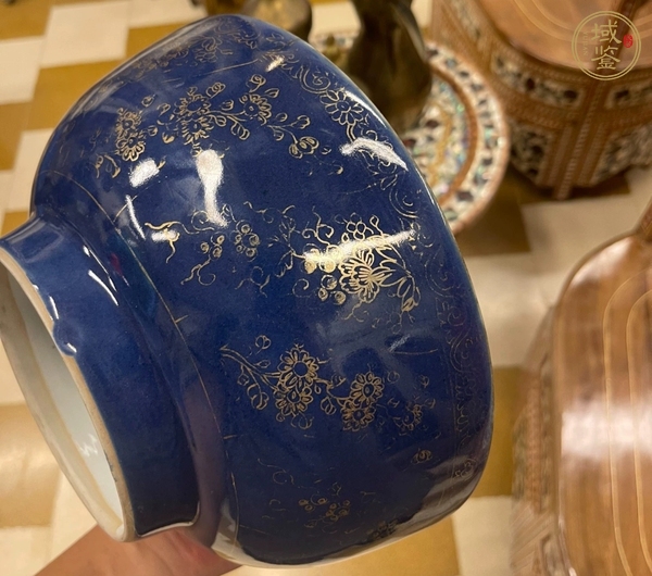 古玩陶瓷祭蘭釉描金花卉紋碗真品鑒賞圖