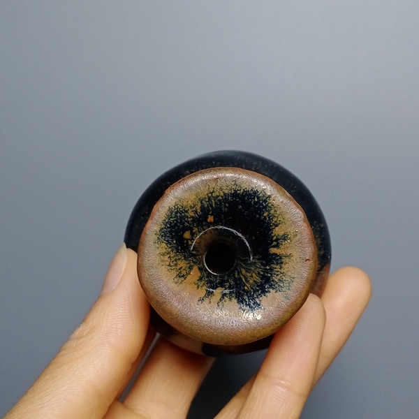 古玩陶瓷明代，磁州窯小瓷瓶拍賣，當前價格388元