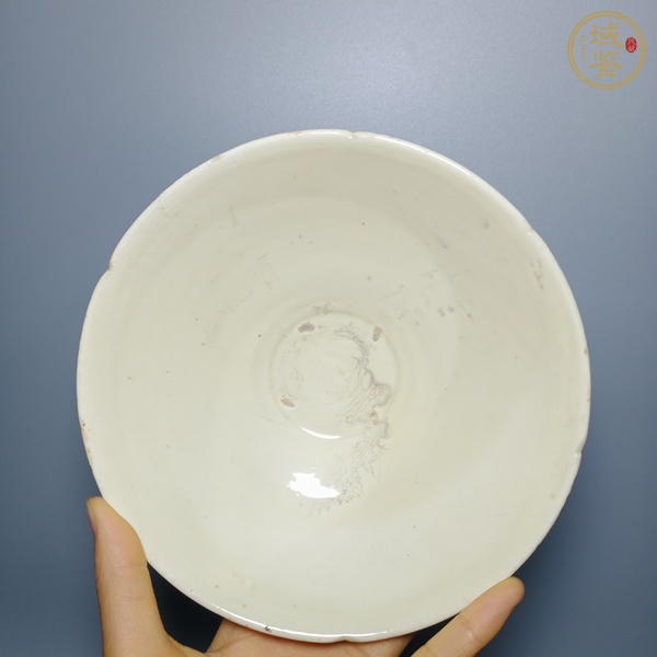 古玩陶瓷碗真品鑒賞圖
