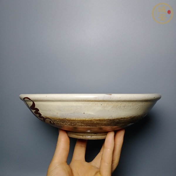 古玩陶瓷盤真品鑒賞圖