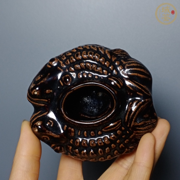 古玩陶瓷水呈真品鑒賞圖