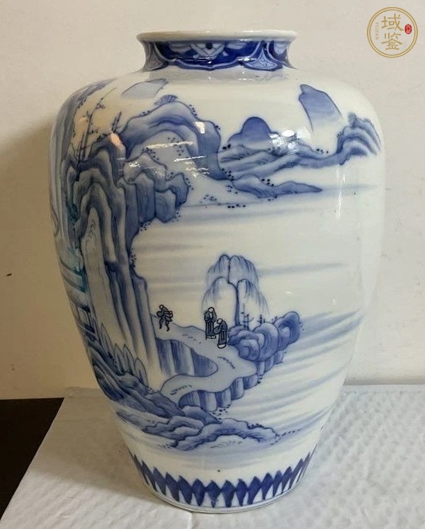 古玩陶瓷山水紋青花瓶真品鑒賞圖