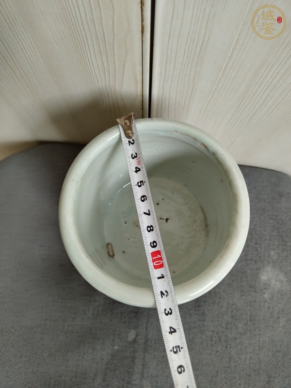 古玩陶瓷豆青釉幾何紋香爐真品鑒賞圖