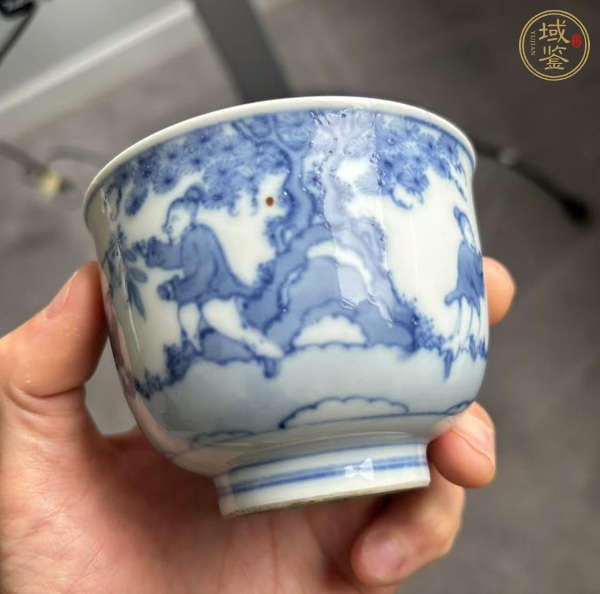 古玩陶瓷日本明治青花人物故事紋茶碗真品鑒賞圖