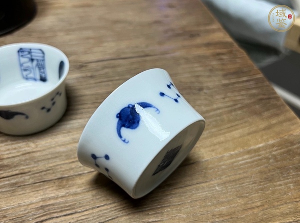 古玩陶瓷青花杯真品鑒賞圖