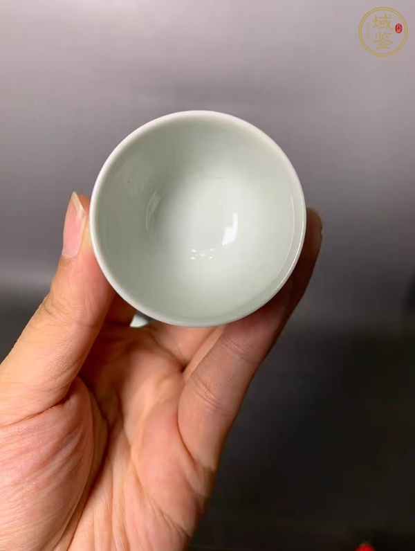 古玩陶瓷日本明治青花龍紋高足杯真品鑒賞圖