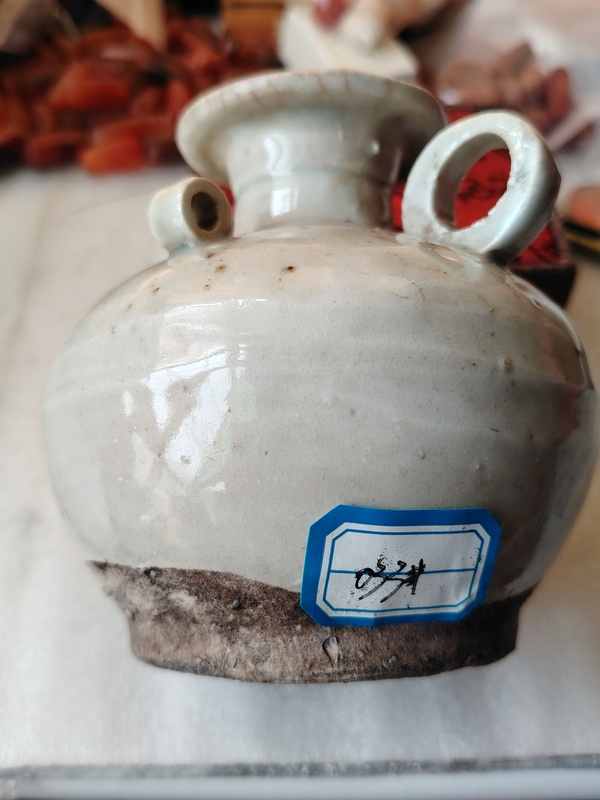 古玩陶瓷青白釉三系執(zhí)壺拍賣，當(dāng)前價格199元