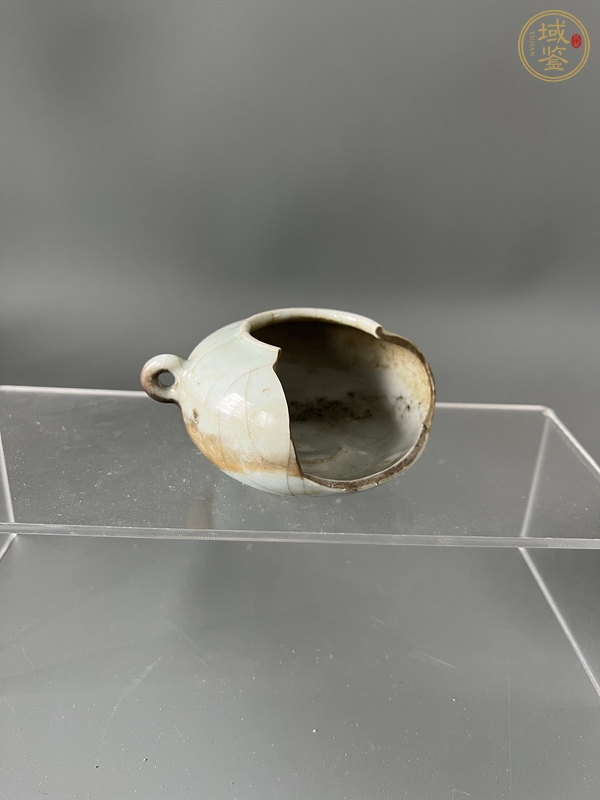 古玩陶瓷龍泉官鳥食罐真品鑒賞圖
