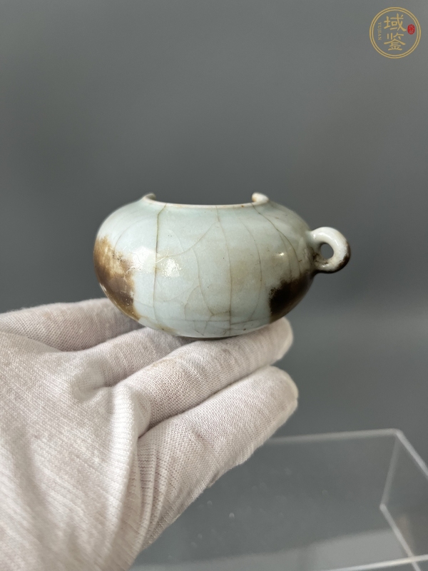 古玩龍泉官鳥食罐真品鑒賞圖