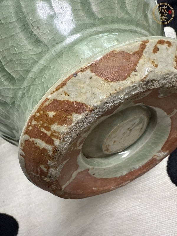 古玩陶瓷龍泉窯青釉瓶真品鑒賞圖