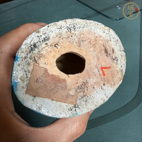 古玩民國至解放孔雀藍釉觀音坐像真品鑒賞圖