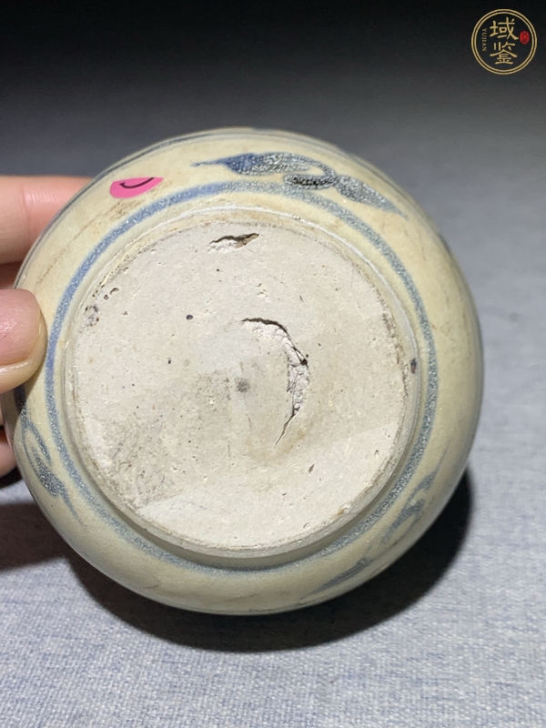 古玩陶瓷青花花卉紋罐真品鑒賞圖