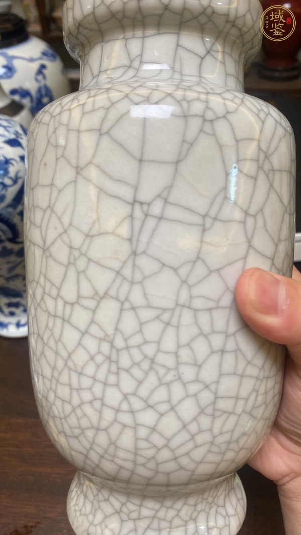 古玩陶瓷哥釉瓶真品鑒賞圖