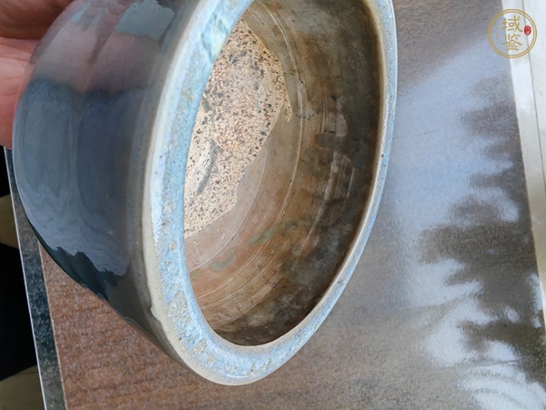 古玩陶瓷鈞釉香爐真品鑒賞圖