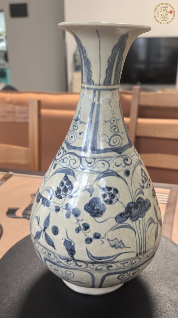 古玩陶瓷元代·青花蓮花紋玉壺春瓶 真品鑒賞圖
