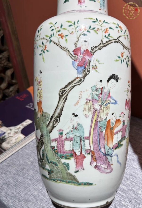 古玩陶瓷人物紋粉彩棒槌瓶真品鑒賞圖
