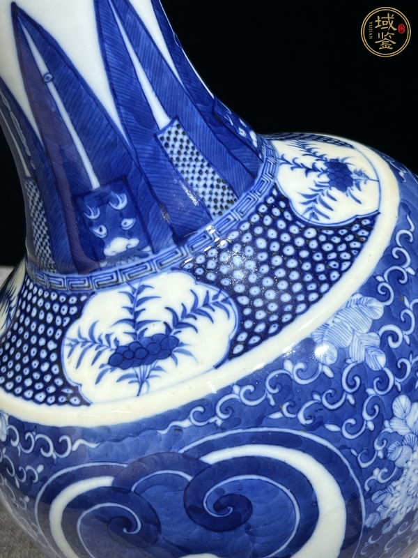 古玩陶瓷青花瓶真品鑒賞圖
