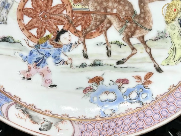 古玩陶瓷粉彩盤(pán)真品鑒賞圖