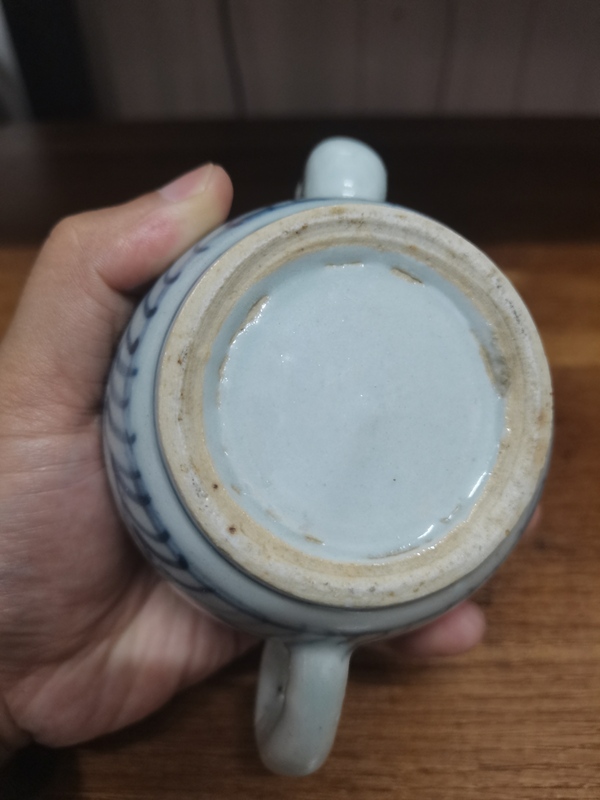 古玩陶瓷清中期青花茶壺拍賣，當(dāng)前價格0元